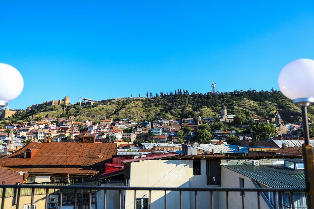 Hotel Lika Tbilisi Exteriör bild