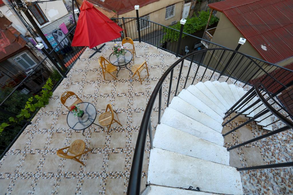 Hotel Lika Tbilisi Exteriör bild